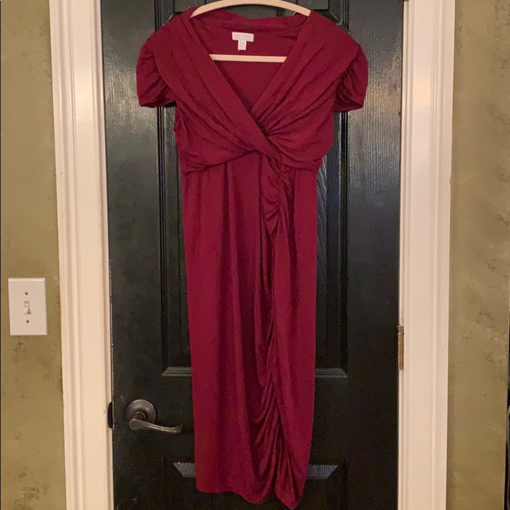A Pea In The Pod burgundy soft maternity dress S